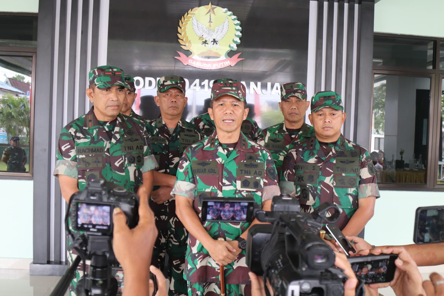 Pangdam II Sriwijaya Mayjen TNI Yanuar Adil Kunjungan Kerja Di Makodim 0419 Tanjab Barat