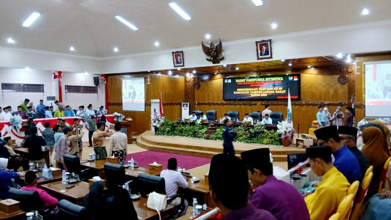 DPRD Tanjab Barat Gelar Paripurna Peringatan HUT Kabupaten Tanjab Barat ke-60
