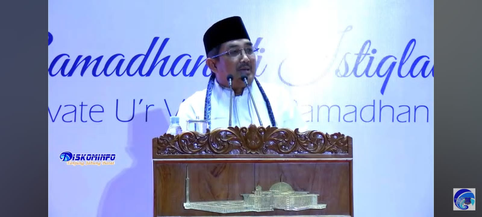  Dihadapan Para Menteri, Anwar Sadat Sampaikan Siraman Rohani di Mesjid Nasional Istiqlal Jakarta. 