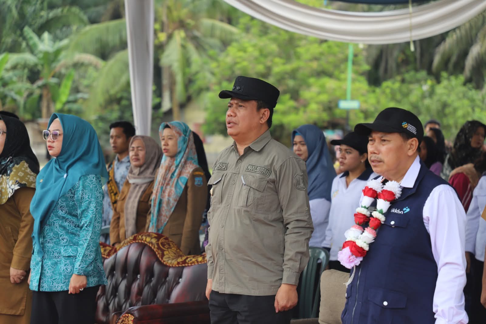 Wakil Bupati Tanjab Barat Hadiri Pelayanan KB-KR Dalam Kirab Bangga Kencana Harganas ke-32