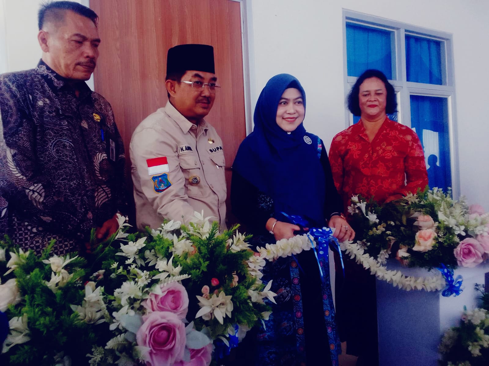 Bupati Tanjabbar Didampingi Direktur RSUD Lounching Rumah Singgah Untuk Masyarakat Kabupaten Tanjung Jabung Barat