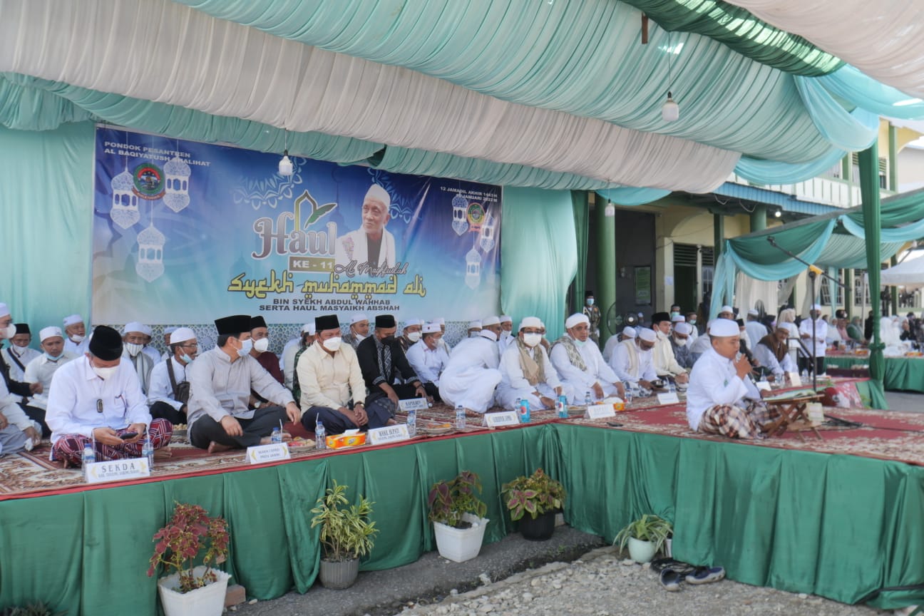 Dzikir, Tahlil serta Tausiyah Agama oleh Habib Abu bakar bin Ali Baaqil Warnai Haul ke-11 Syekh Muhammad Ali