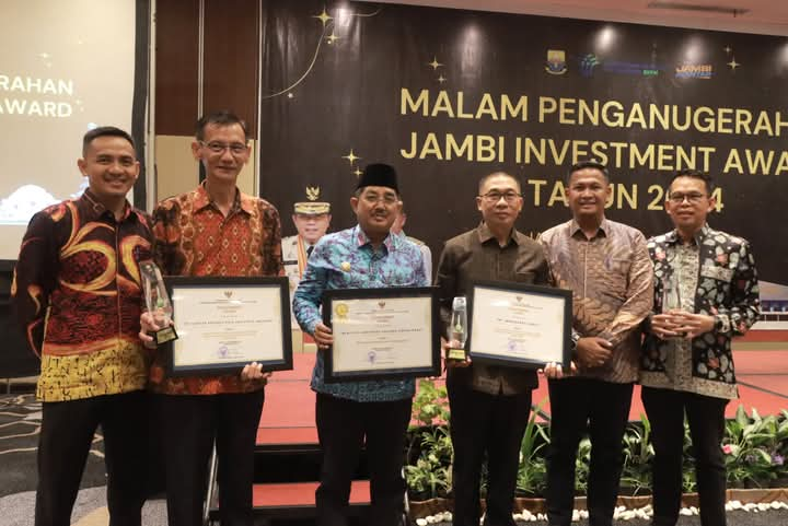 Terbukti Berkomitmen Pada Iklim Investasi, Tanjabar Raih Peringkat Tiga di Jambi Investment Award 2024