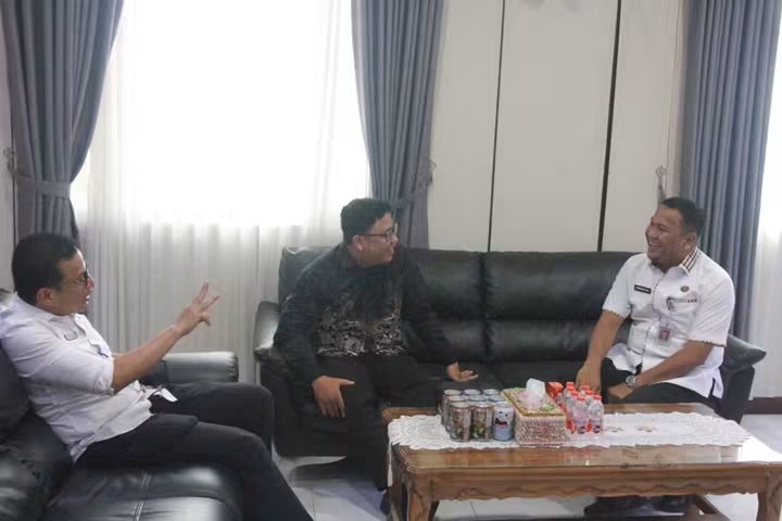Audiensi Finalis IRIFair 2026, Tanjabbar Dukung Penuh Riset Robotika 