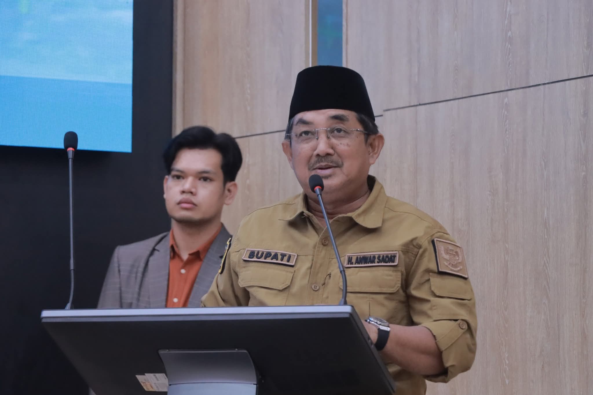 Bupati Buka Seminar Nasional Pelestarian Mangrove Dukung FOLU Net Sink 2030