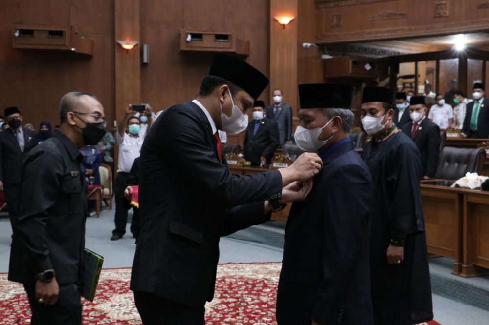 Ketua DPRD Muarojambi Lantik Aidi Hata Dewan Hasil PAW