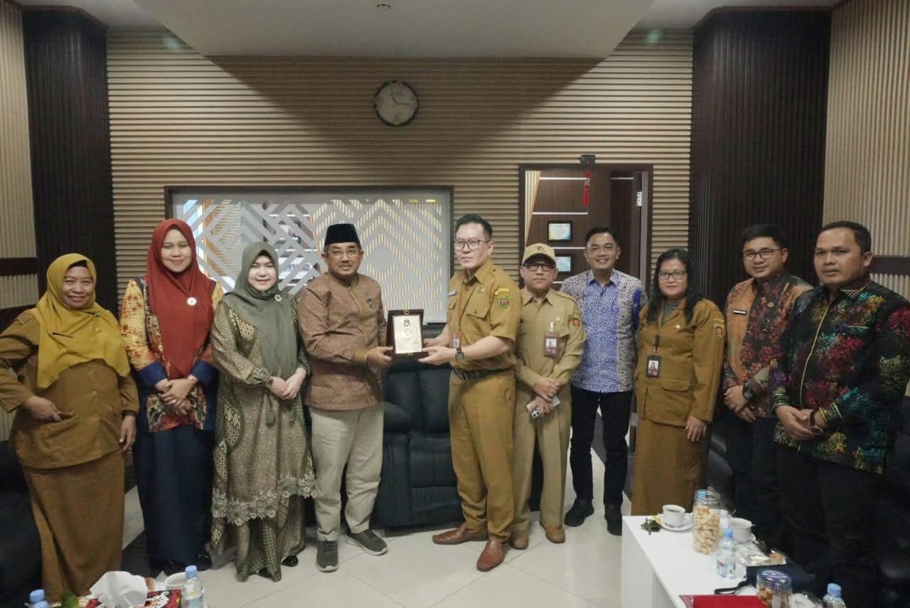 Gali Inspirasi UMKM, Bupati dan Ketua Dekranasda Kunjungi Kota Samarinda