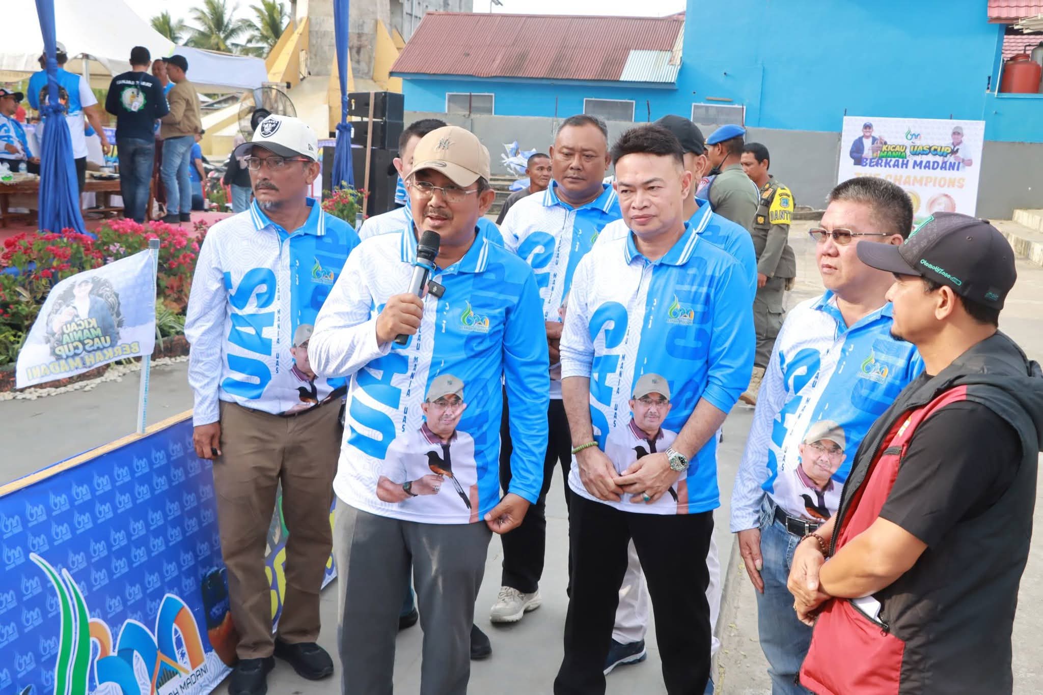 Kicau Burung, Santunan Sosial, Silaturahmi Terjalin: Bupati Buka Kicau Mania UAS Cup Berkah Madani 2026