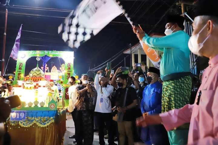 Dihadiri Wagub Jambi ,Wabup Hairan  Buka Secara Resmi Festival Arakan Sahur 
