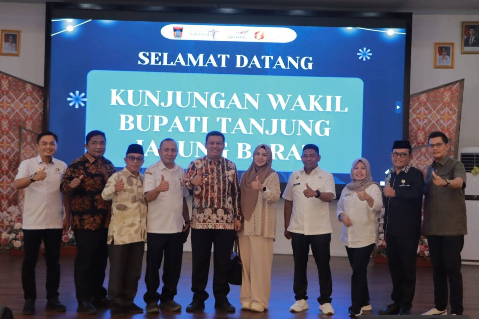 Wujudkan Youth Center Tanjabbar, Wabup Tinjau Kesuksesan Pemkot Padang Bangun Pusat Kepemudaan