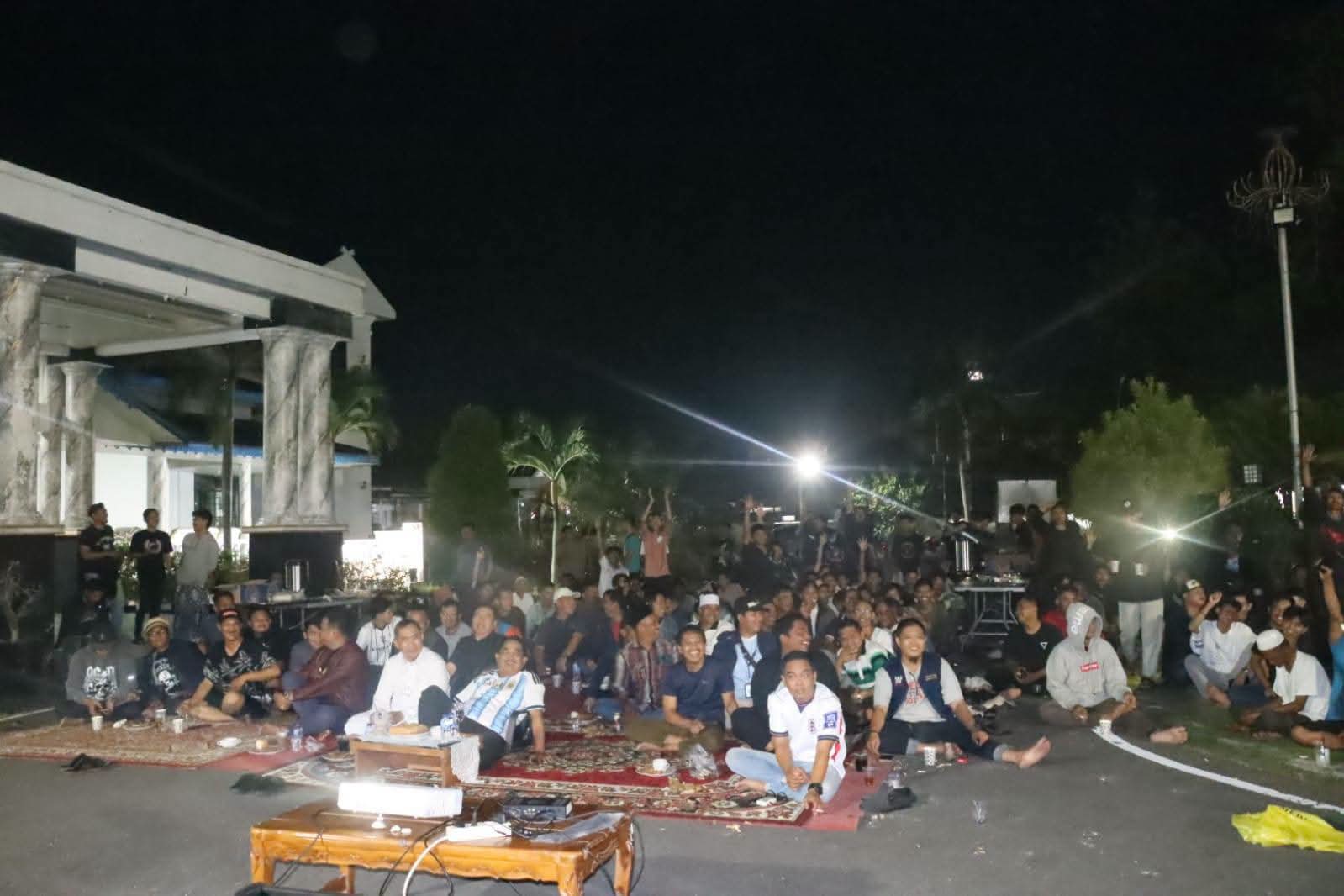 Nobar Bersama Masyarakat, Negara Yang Didukung Bupati Lanjut ke Final Piala Dunia 2026