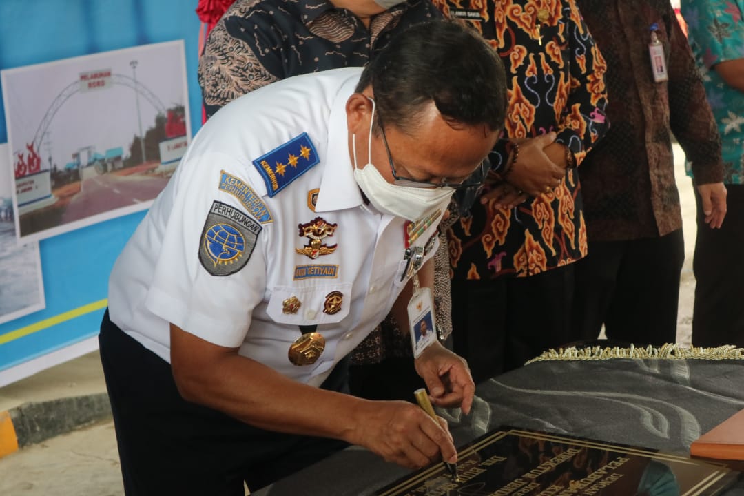 Dirjen Perhubungan Darat Kemenhub RI Resmikan Pelabuhan RoRo Kualatungkal