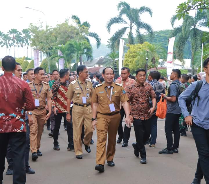 Pjs Bupati Tanjabbar Hadiri Rakornas Pemerintah Pusat dan Pemerintah Daerah Tahun 2024