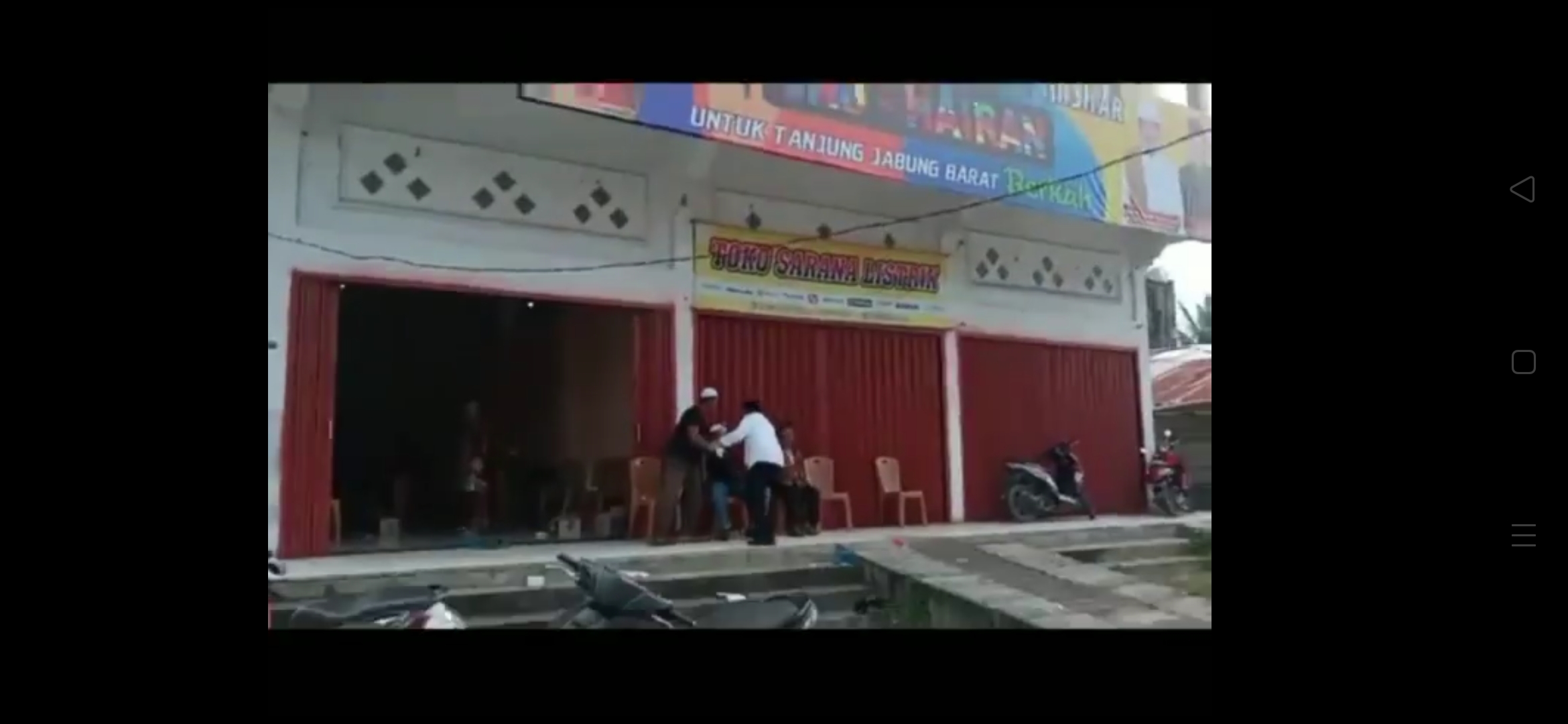 Viral, Video Amin Abdullah Sambangi Posko Relawan UAS-Hairan Dalam Perjalanan Mendaftar ke KPU