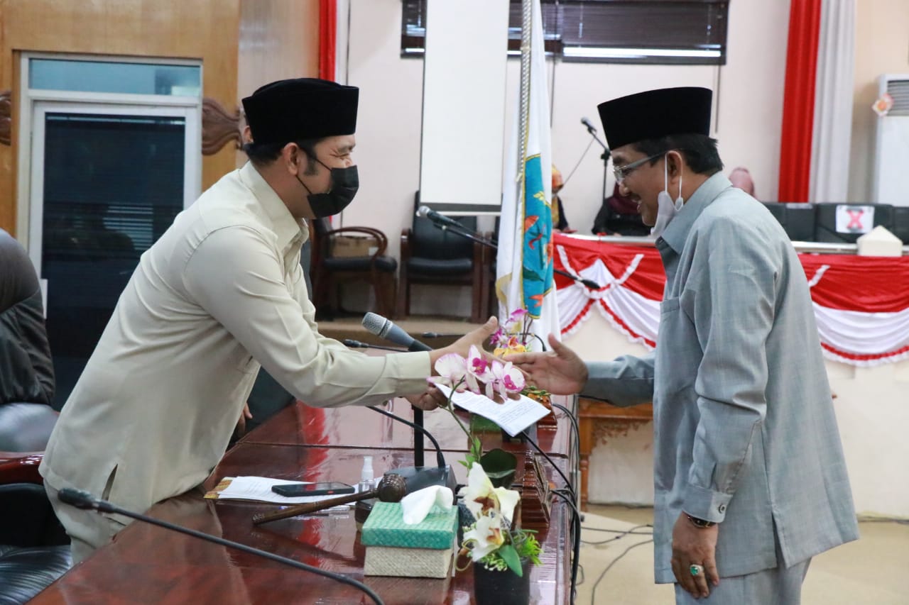 Ahmad Jahfar Pimpin Rapat Paripurna Pertama Pembahasan Raperda